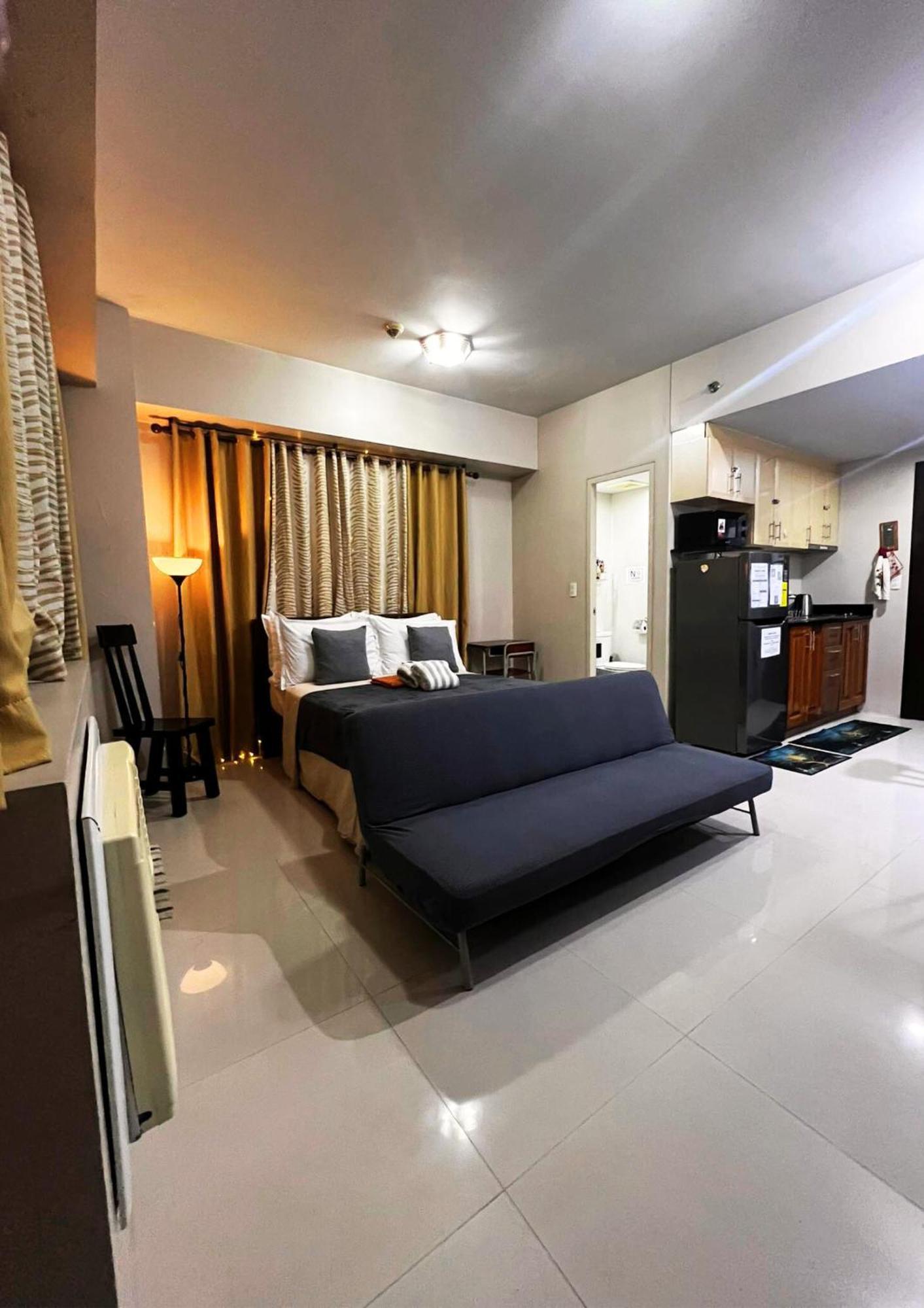 One Palm Tree Villas Condominium - Studio 7Th Fl With Balcony - Across Terminal 3 Airport Pasay Luaran gambar
