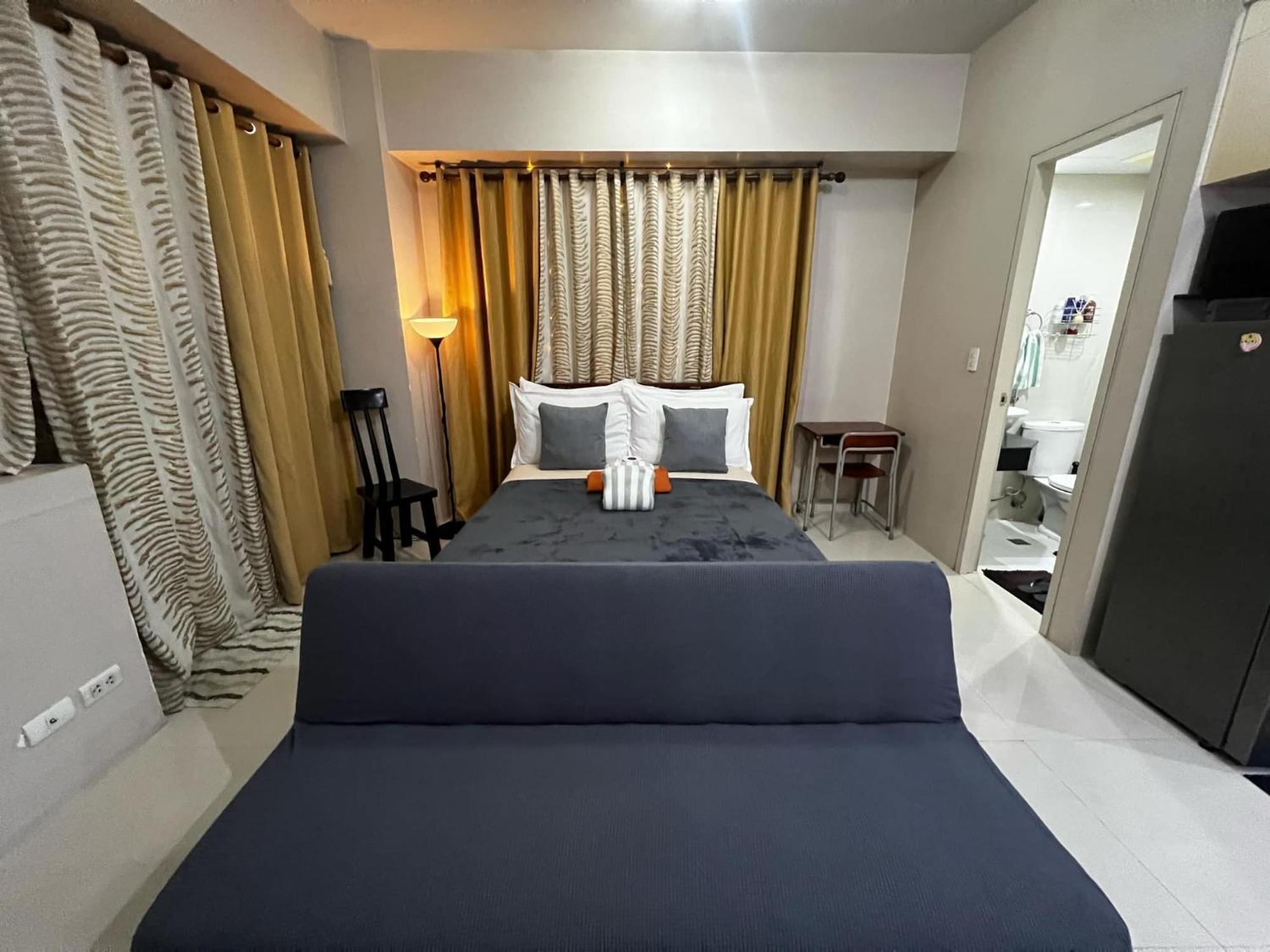 One Palm Tree Villas Condominium - Studio 7Th Fl With Balcony - Across Terminal 3 Airport Pasay Luaran gambar
