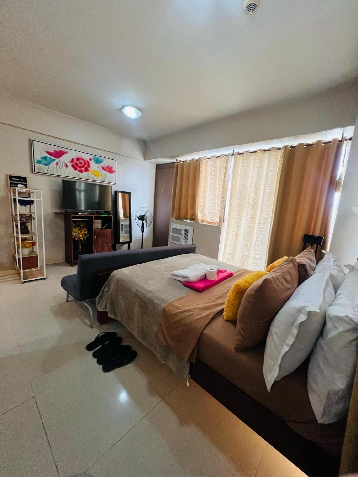 One Palm Tree Villas Condominium - Studio 7Th Fl With Balcony - Across Terminal 3 Airport Pasay Luaran gambar