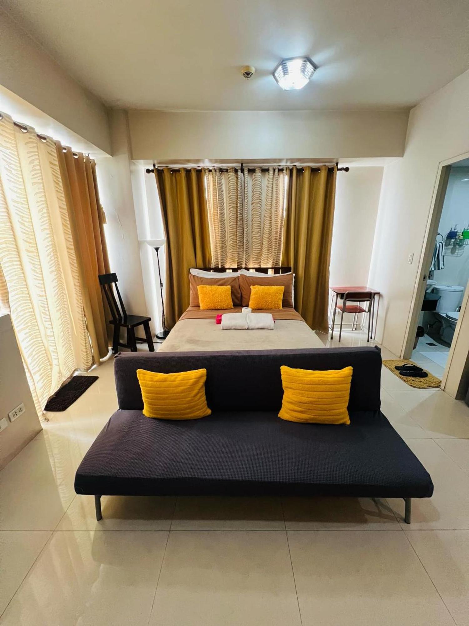 One Palm Tree Villas Condominium - Studio 7Th Fl With Balcony - Across Terminal 3 Airport Pasay Luaran gambar